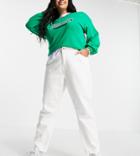 Noisy May Curve Oversized Mom Jeans In White