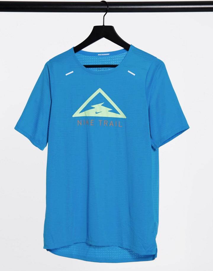 Nike Running Trail Logo Rise 365 T-shirt In Blue-blues