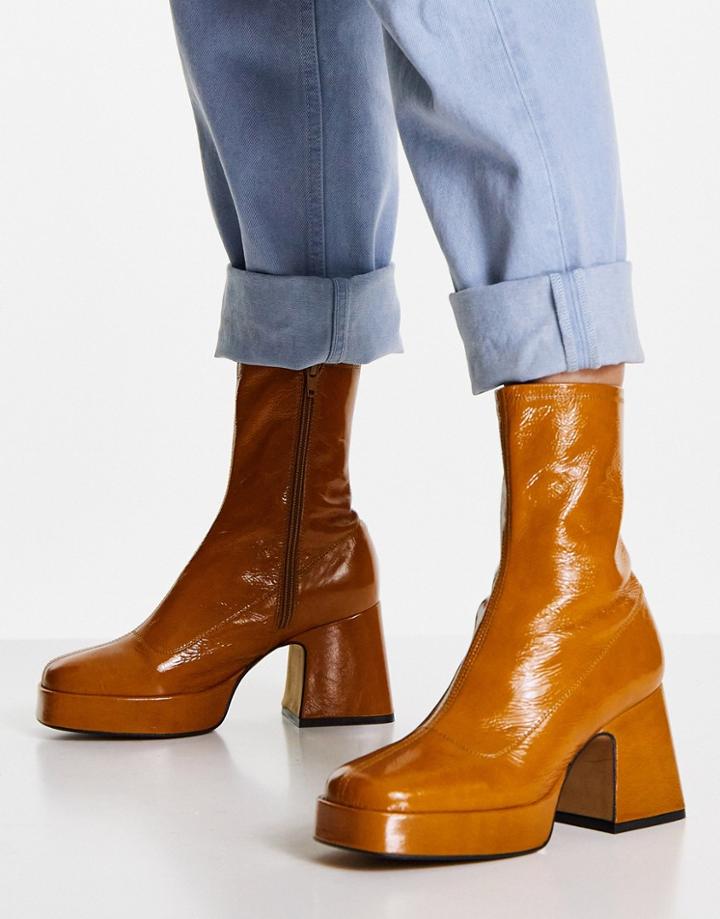 Topshop Heaven Leather Platform Ankle Boots In Camel-neutral