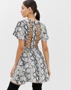Boohoo Tea Dress With Lace Up Back In Snake Print - Multi