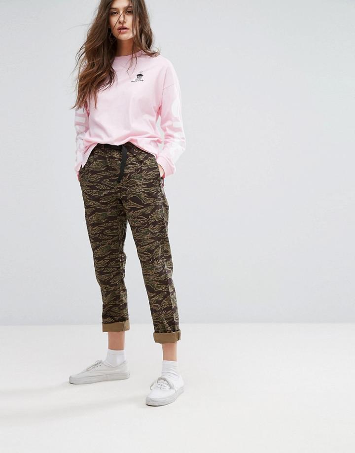 Carhartt Wip Boyfriend Cuffed Ankle Joggers In Camo - Green