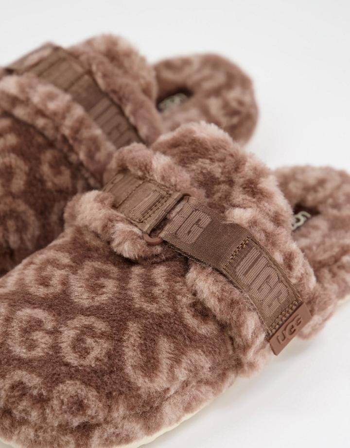 Ugg Fluff It Pop Sheepskin Slippers In All Over Logo Print Brown