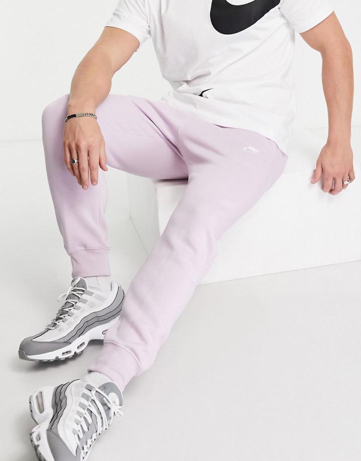 Nike Club Cuffed Sweatpants In Pale Purple