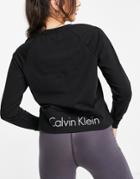 Calvin Klein Cotton Logo Detail Sweatshirt In Black - Black