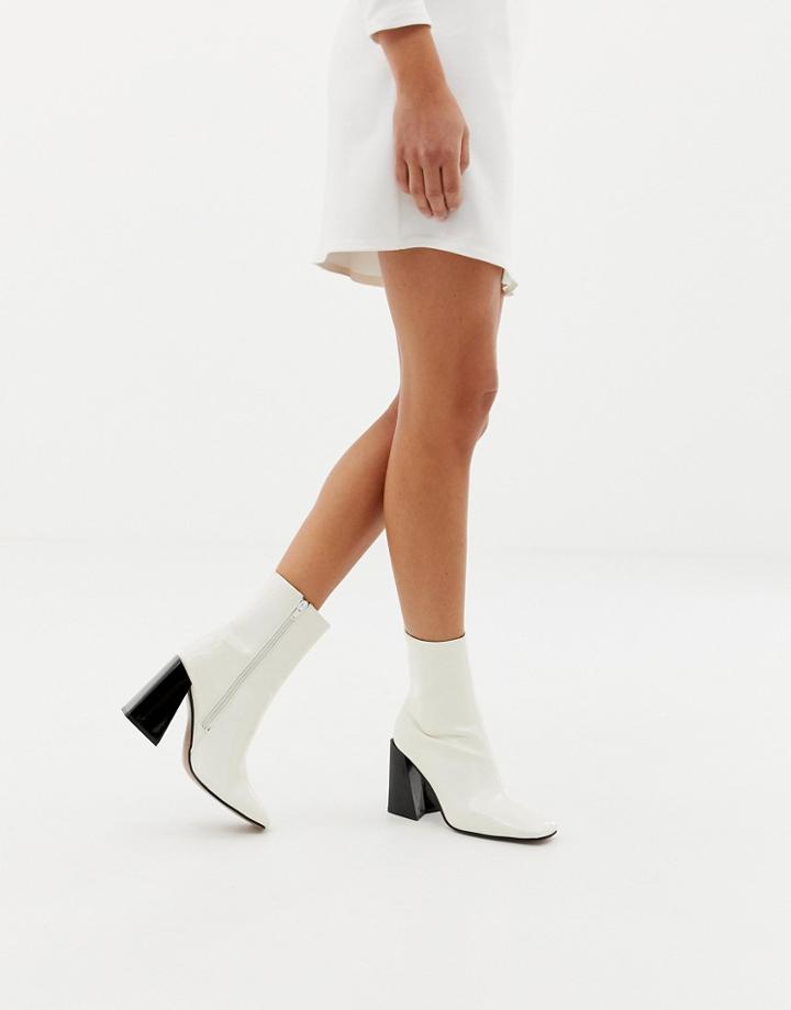 Prettylittlething Patent Flare Heel Boots In White - White