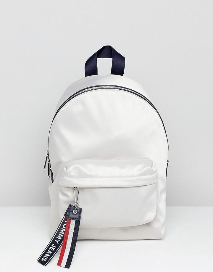 Tommy Jeans Backpack With Logo Tape Straps - Gray
