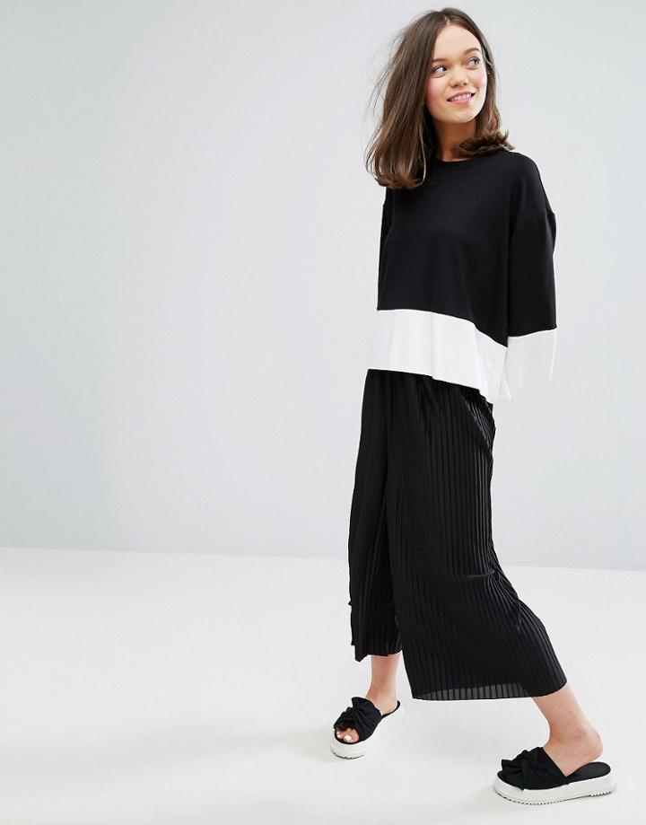Monki Pleated Wide Leg Cropped Pants - Black