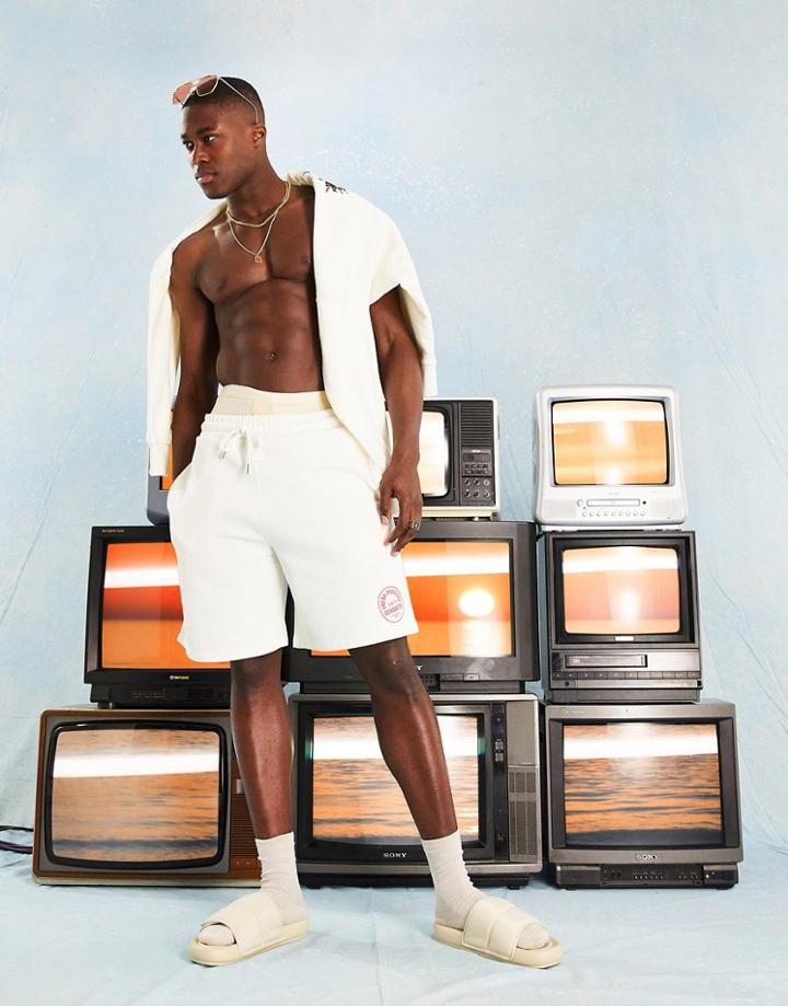 Asos Design Relaxed Shorts In Off White With Print - Part Of A Set-neutral