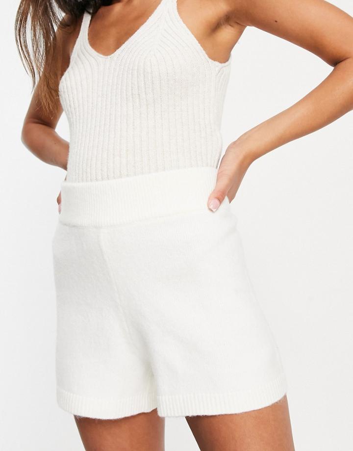 Pretty Lavish Soft Knit Shorts In Cream - Part Of A Set-white