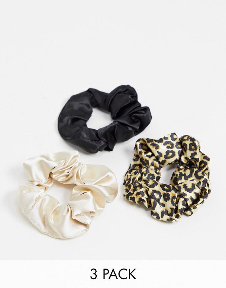 Smug Set On Hair Scrunchies In Multi