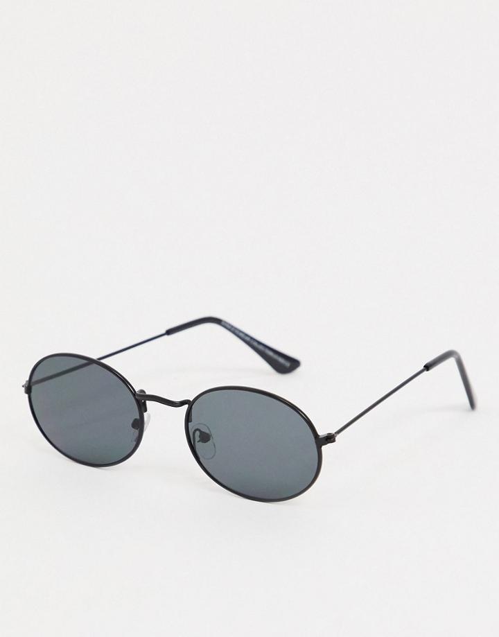 Svnx Round Sunglasses In Black With Smoke Lens