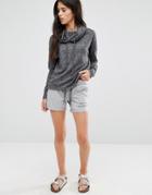 Only Play Gym Sweat Shorts - Gray