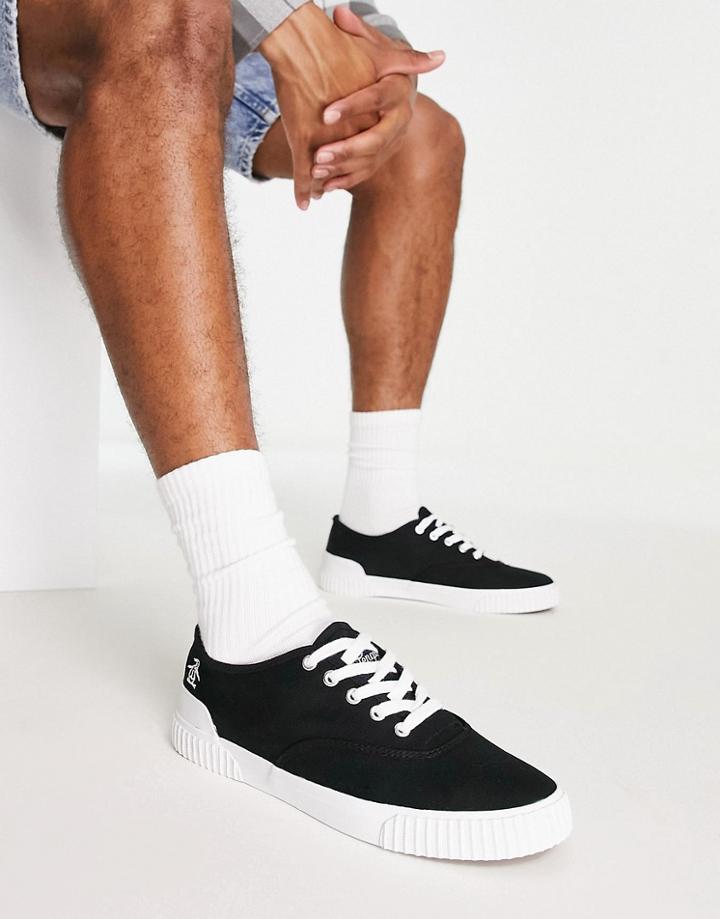 Original Penguin Lace Up Canvas Sneakers In Black