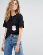 Cheap Monday Artist Collab Smiling Face Chest Print Logo T-shirt - Black