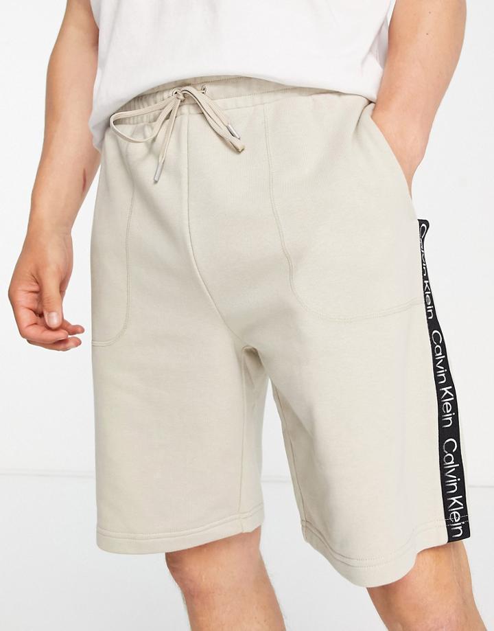 Calvin Klein Performance Taping Shorts In Beige-gray