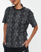 Nike Basketball Spin Ball Snake Print Boyfriend T-shirt In Dark Gray
