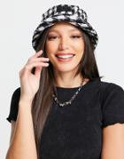 Skinnydip Grace Houndstooth Bucket Hat In Black And White-multi