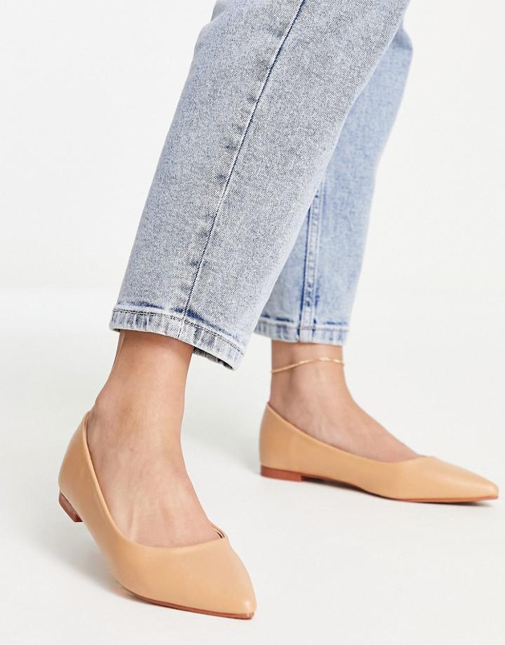 Truffle Collection Pointed Ballet Flats In Beige-neutral