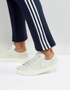 Adidas Originals Court Vantage Sneakers In Green Bz0430 - Green
