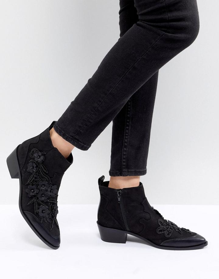 Stradivarius Embellished Applique Boot - Black