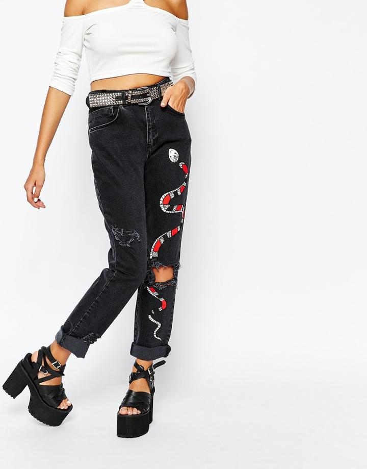 The Ragged Priest Hand Painted Mom Jeans With Snake & Ripped Knee - Black