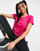 Nike Running Essentials T-shirt In Pink