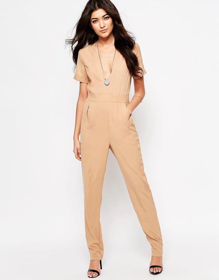 Japonica Jumpsuit With V-neck - Camel