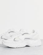 Truffle Collection Chunky Runner Sneakers In White