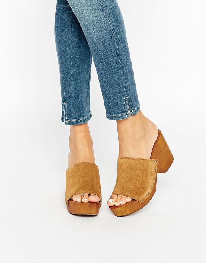 Pull & Bear Slide On Clog - Tan