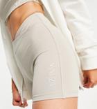 Vai21 Cross Over Legging Shorts In Taupe-neutral