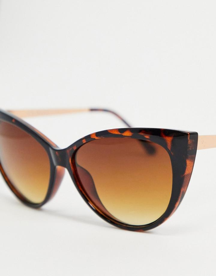Aj Morgan Cat Eye Sunglasses In Tortoise Shell-brown