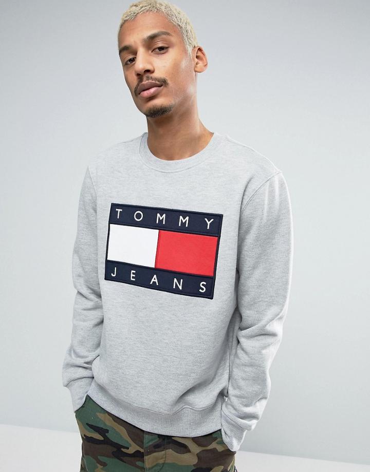 Tommy Jeans 90s Crew Sweatshirt M7 Front Logo In Gray Marl - Gray