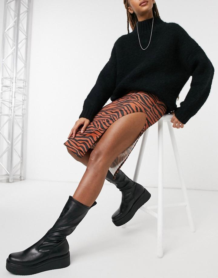 Rokoko Body-conscious Midi Skirt With Thigh Split In Tiger Print-orange