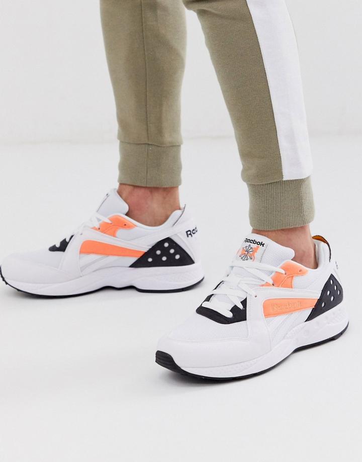 Reebok Pyro Sneakers In White