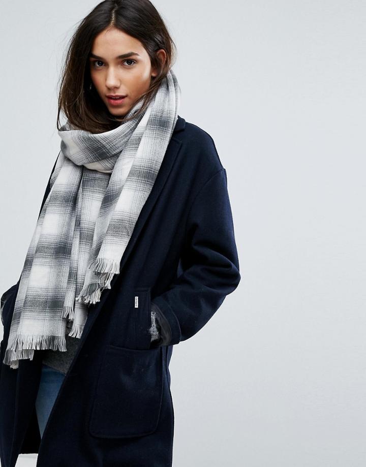Abercrombie & Fitch Plaid Print Scarf - Gray
