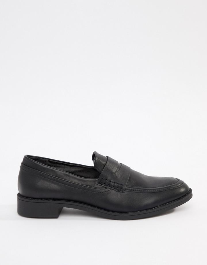 Truffle Collection Flat Shoes