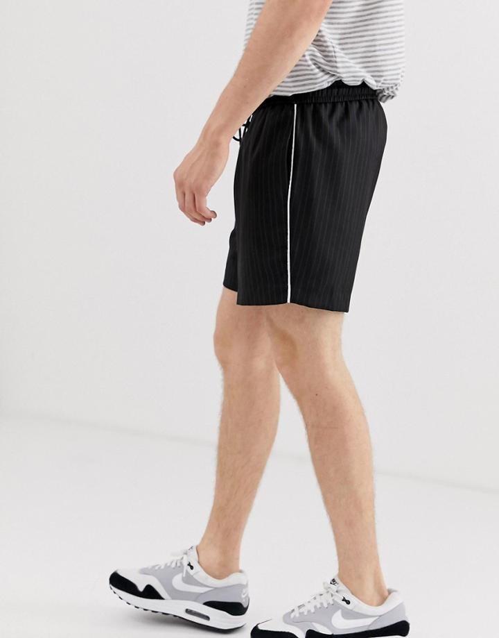 New Look Shorts In Black Pinstripe