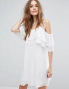 Vero Moda Ruffle Tier Detail Dress - White