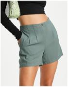 Vero Moda High Waisted Shorts In Khaki-green