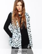 Story Of Lola Faux Fur Vest In Novelty Leopard Print - Blue