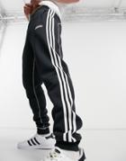 Adidas Originals 3-stripes Contrast Stitch Sweatpants In Black