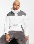 Columbia Challenger Pullover Jacket In White/gray