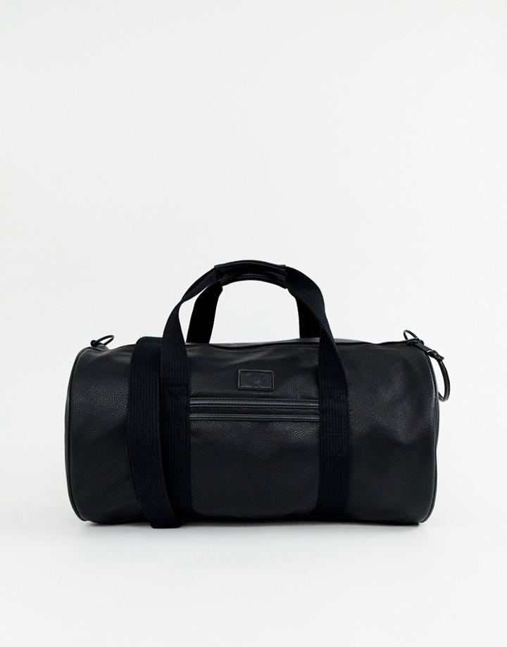 Fred Perry Tumbled Pu Barrel Bag In Black - Black