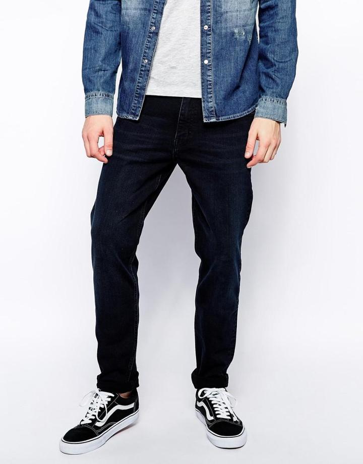 Weekday Jeans Friday Skinny Fit Action