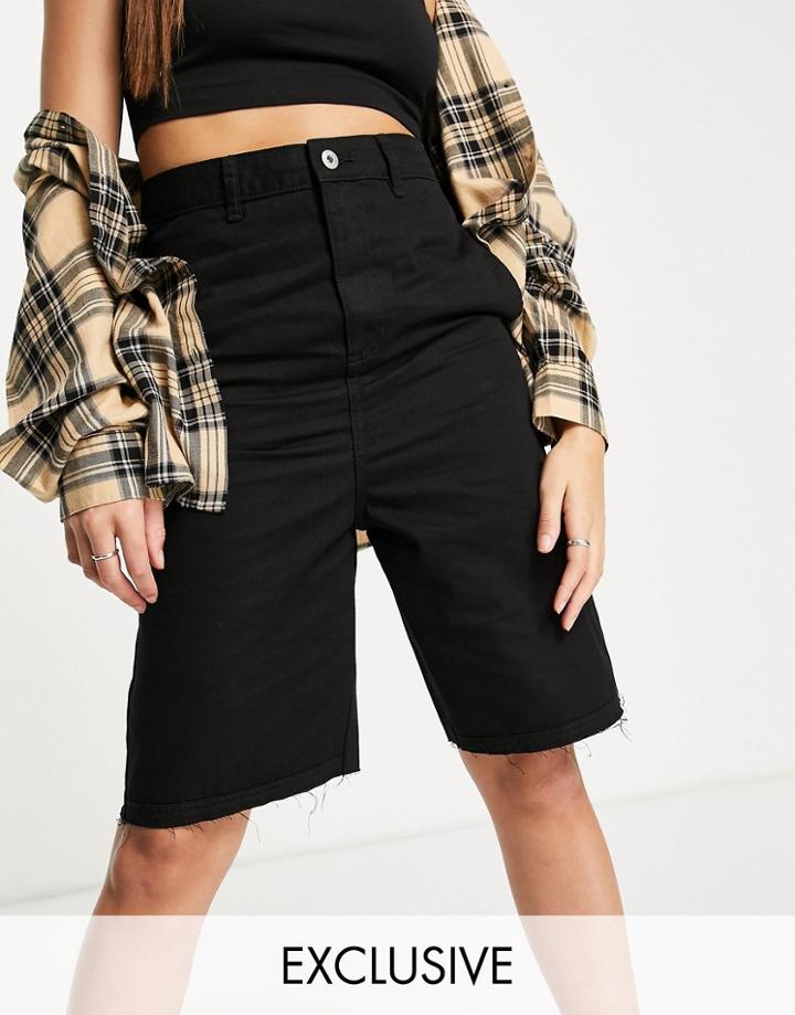 Collusion Unisex 90s Cargo Shorts In Black