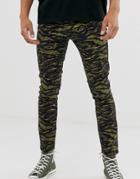 River Island Skinny Pants With Camo Print-green