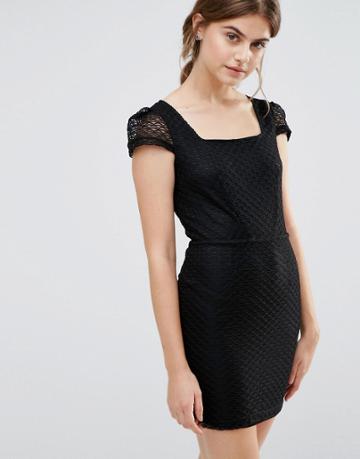 Jasmine Cap Sleeve Dress - Black