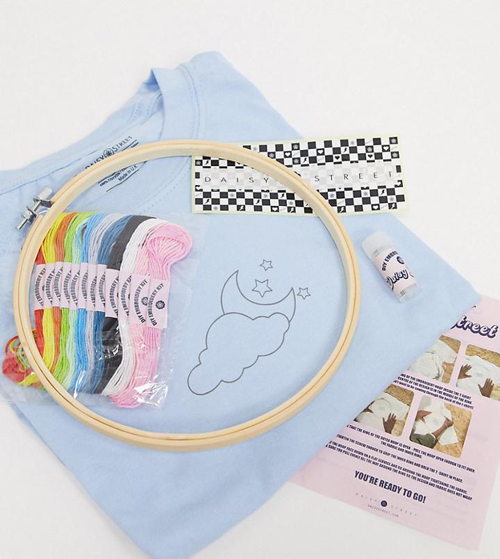 Daisy Street Relaxed T-shirt With Sun And Moon Diy Embroidery Kit-blues