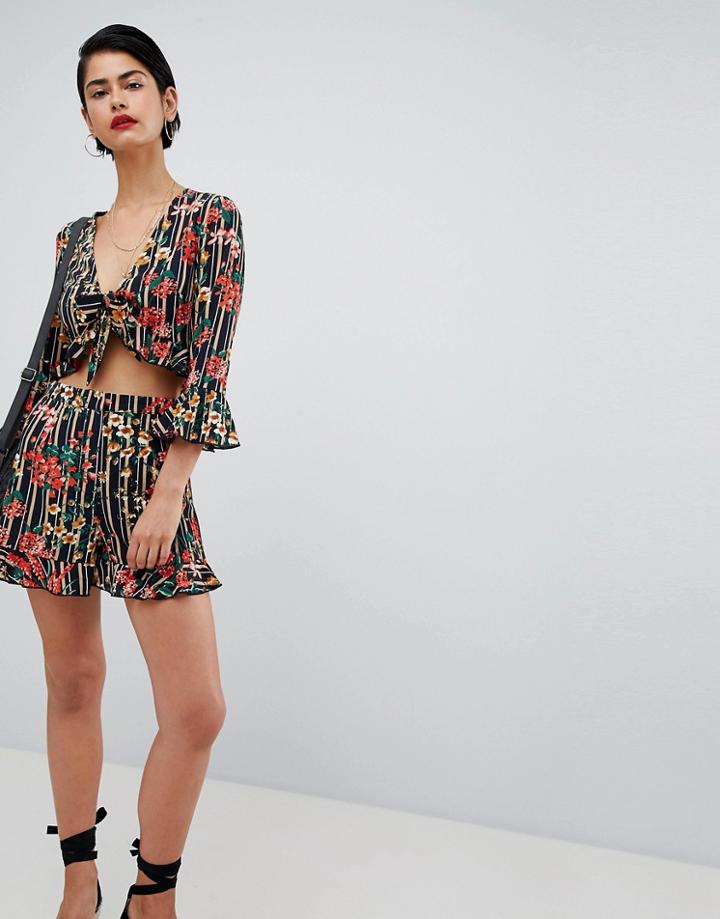 Missguided Striped And Floral Frill Hem Shorts - Black
