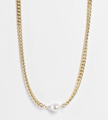 Faded Future Faux Pearl Pendant Neck Chain In Gold